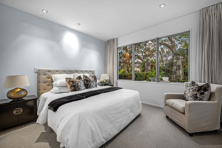 Photo of property in 1/7 The Promenade, Takapuna, Auckland, 0622