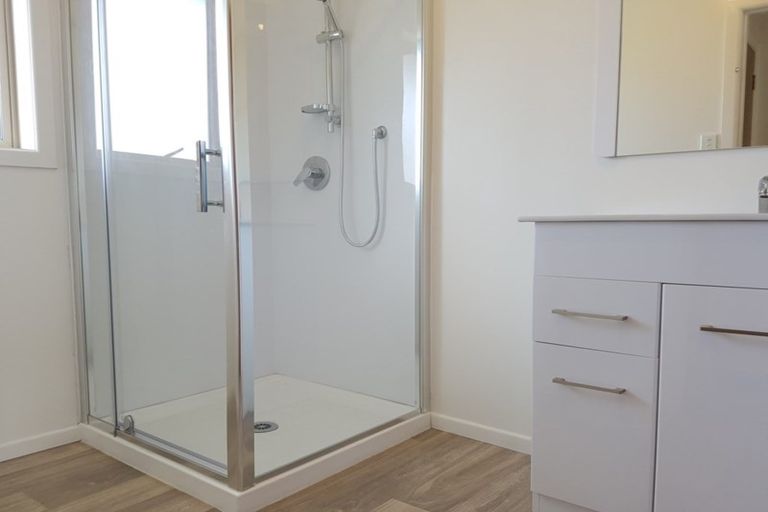 Photo of property in 2/34 Portadown Avenue, Pakuranga Heights, Auckland, 2010