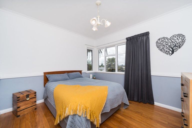 Photo of property in 100 West Street, Feilding, 4702