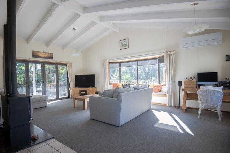 Photo of property in 136 Landing Road, Kerikeri, 0230