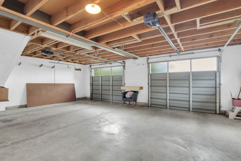 Photo of property in 10 Pollen Street, Woodville, 4920