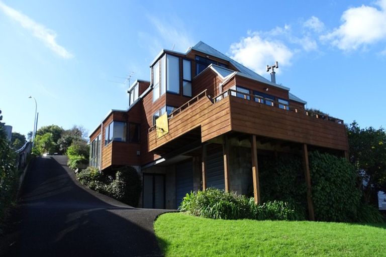 Photo of property in 12 Poaka Place, Beach Haven, Auckland, 0626