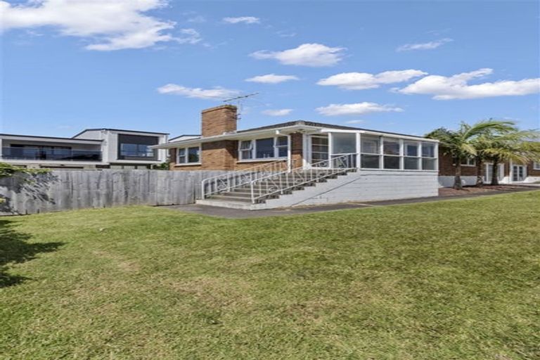 Photo of property in 2/1 The Link, Howick, Auckland, 2010