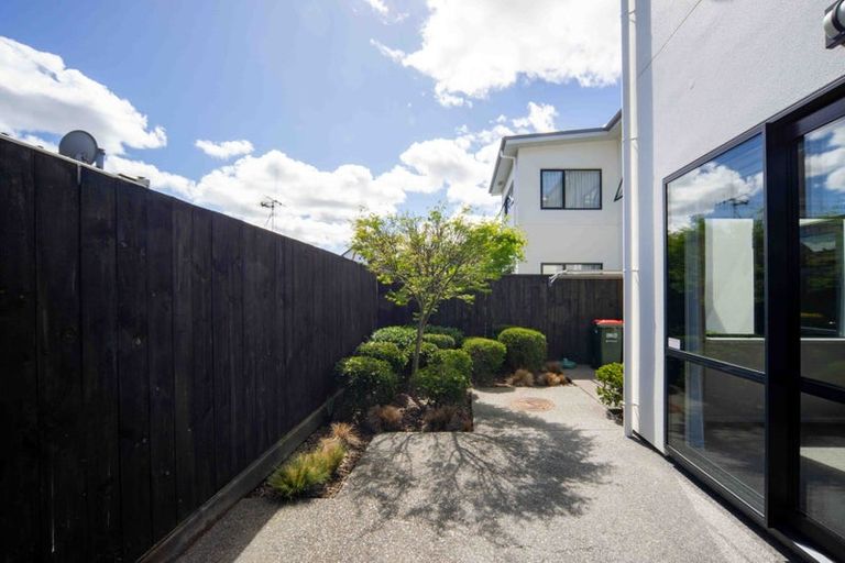 Photo of property in 9/13 Beale Street, Hamilton East, Hamilton, 3216