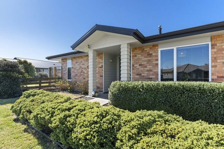 Photo of property in 4 Camellia Lane, Carterton, 5713