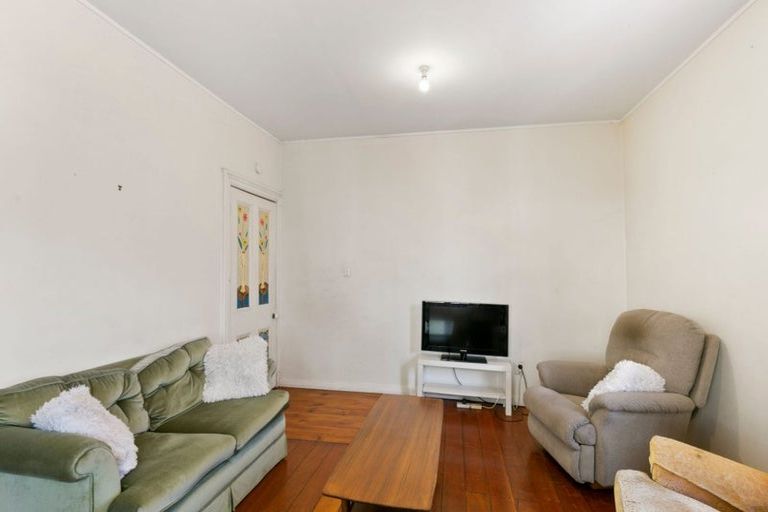 Photo of property in 12 Goring Street, Thorndon, Wellington, 6011