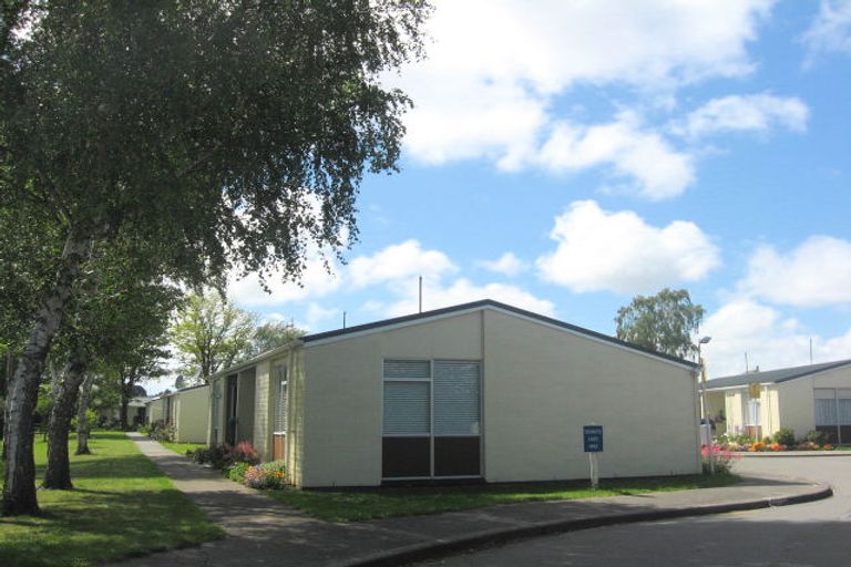 Photo of property in 1 Veronica Place, Bishopdale, Christchurch, 8051