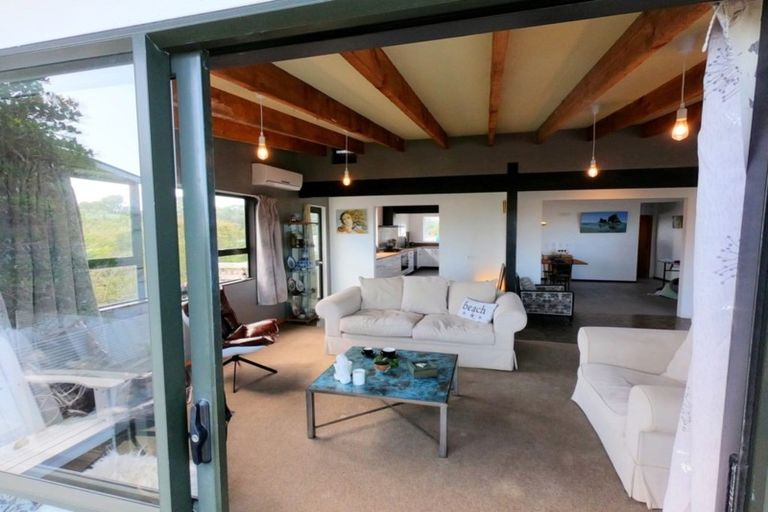 Photo of property in 5 Marine Parade, Carters Beach, Westport, 7825