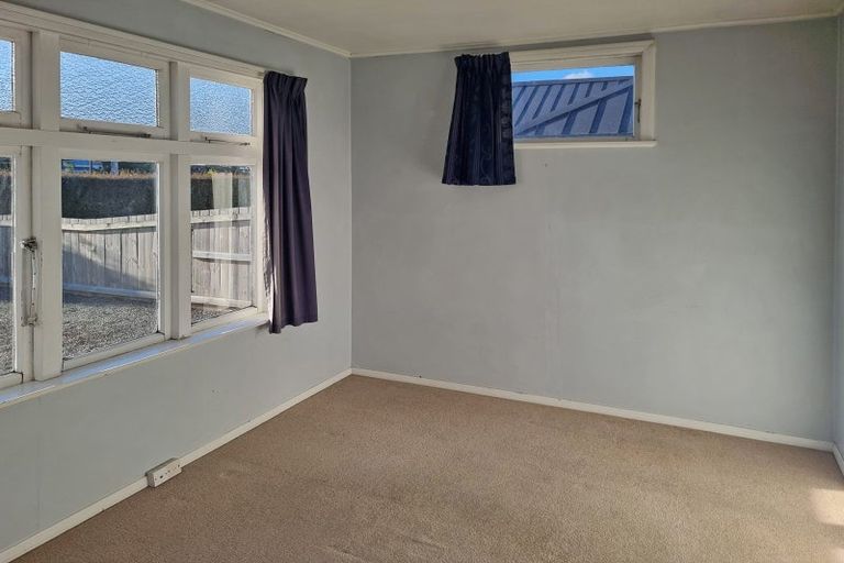 Photo of property in 28 Princess Street, Martinborough, 5711