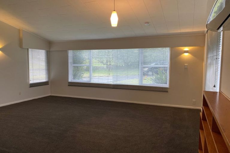 Photo of property in 2 Allen Road, Raumati Beach, Paraparaumu, 5032