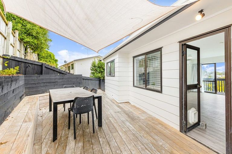 Photo of property in 6a Garton Drive, Massey, Auckland, 0614