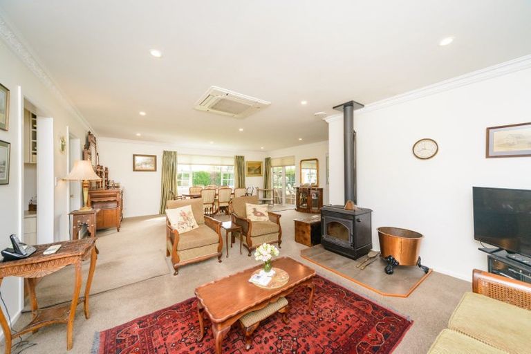 Photo of property in 137 Mount Taylor Drive, Feilding, 4775