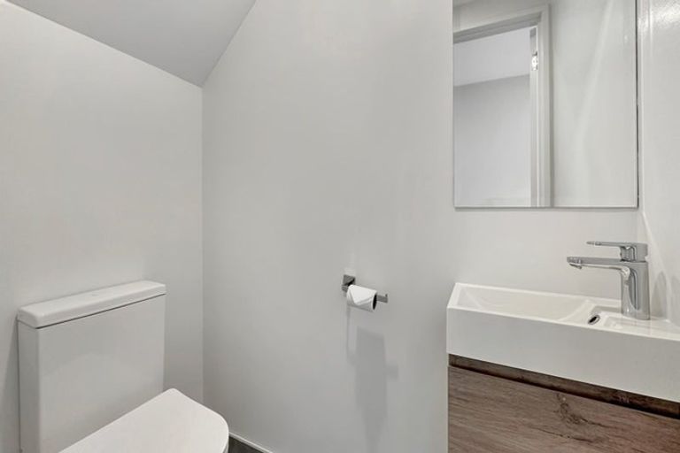 Photo of property in 6/241 Don Buck Road, Massey, Auckland, 0614