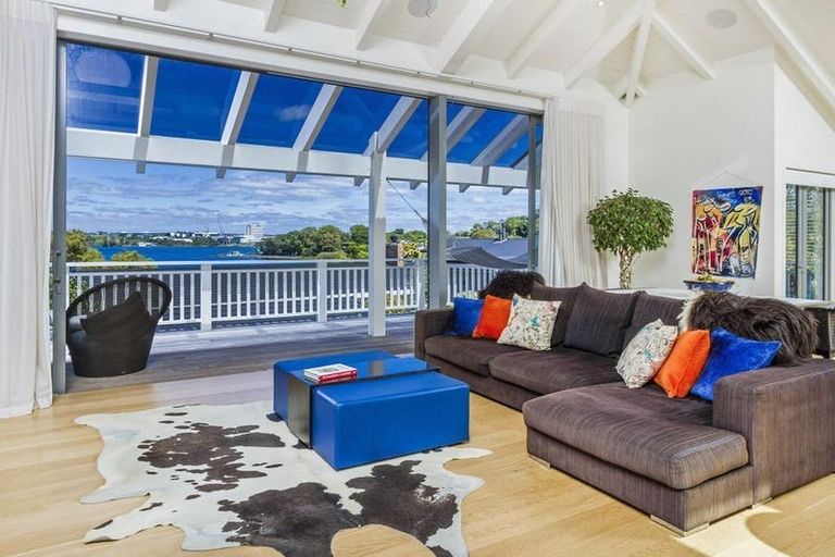 Photo of property in 11 Eric Price Avenue, Takapuna, Auckland, 0620