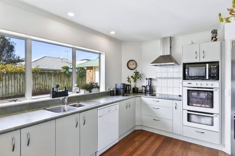 Photo of property in 114d Arawhata Road, Paraparaumu, 5032