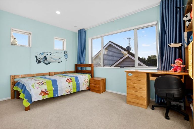 Photo of property in 216 Alec Craig Way, Gulf Harbour, Whangaparaoa, 0930