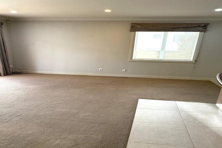 Photo of property in 16/126 Stancombe Road, Flat Bush, Auckland, 2016