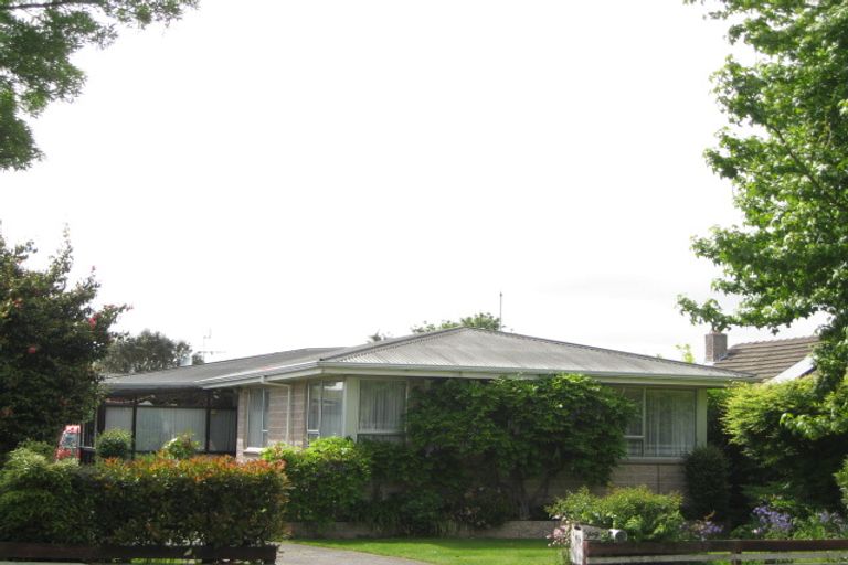 Photo of property in 190 Grimseys Road, Redwood, Christchurch, 8051