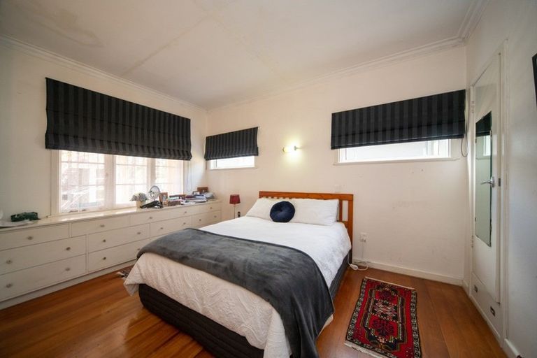 Photo of property in 547 Featherston Street, Roslyn, Palmerston North, 4414