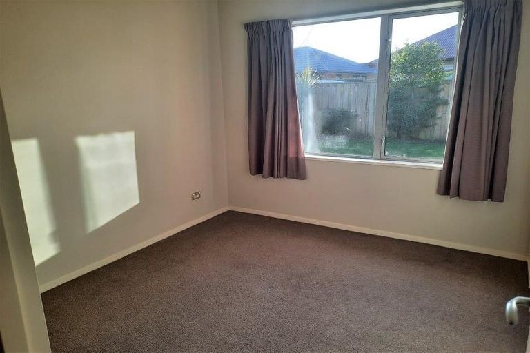Photo of property in 16 Wagner Crescent, Northwood, Christchurch, 8051