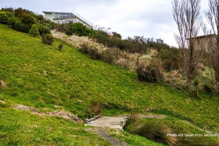 Photo of property in 14 Stoneyridge Close, Mount Pleasant, Christchurch, 8081