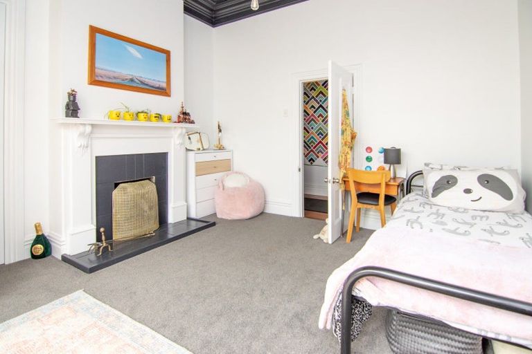 Photo of property in 11 Colombo Street, Hokowhitu, Palmerston North, 4410
