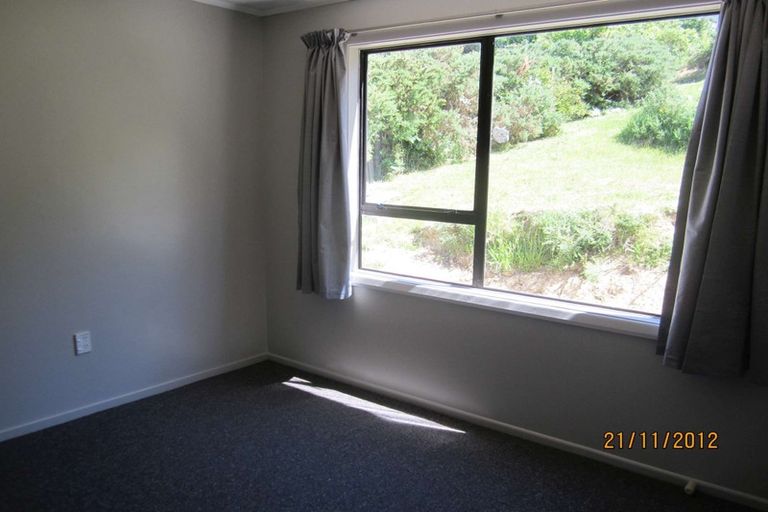 Photo of property in 89 Logie Street, Stokes Valley, Lower Hutt, 5019