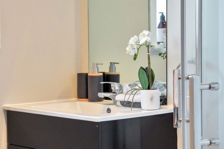 Photo of property in 64 Hillside Road, Papatoetoe, Auckland, 2025