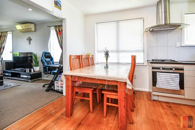 Photo of property in 21 Rogers Road, Manurewa, Auckland, 2102