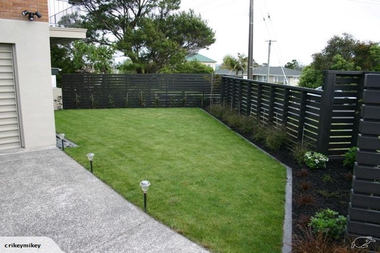 Photo of property in 1/22 Tui Glen Road, Birkenhead, Auckland, 0626