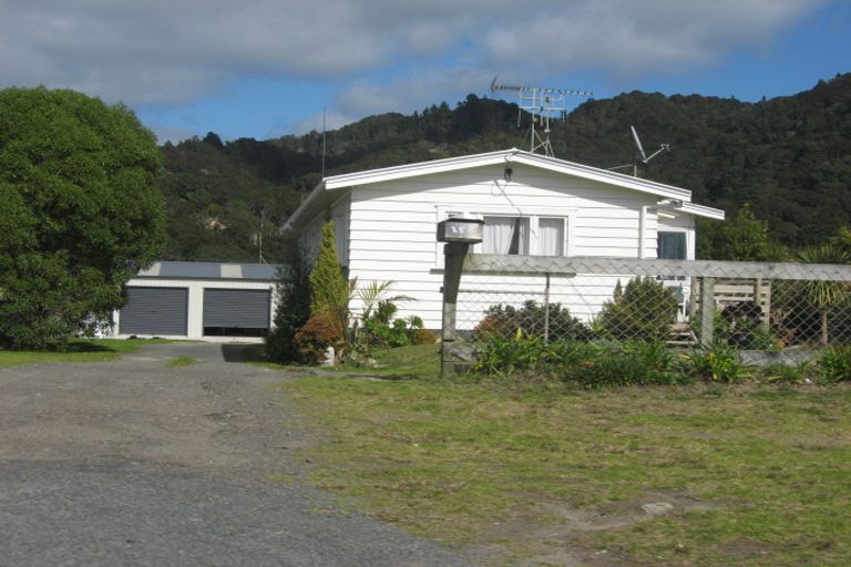 Photo of property in 25 Heale Street, Matata, Whakatane, 3194