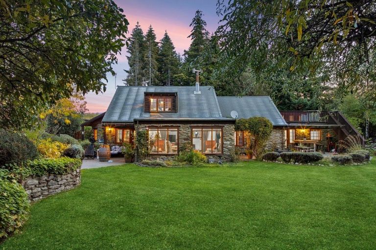 Photo of property in 426 Aubrey Road, Wanaka, 9305