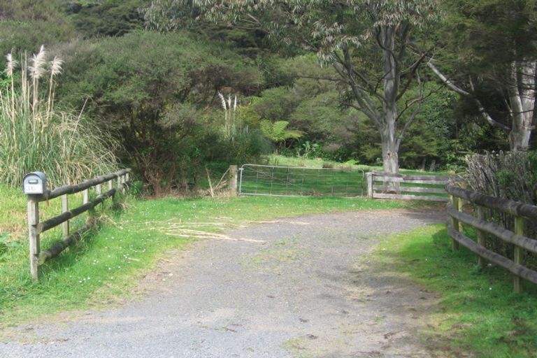 Photo of property in 365 Lillis Lane, Coromandel, 3506