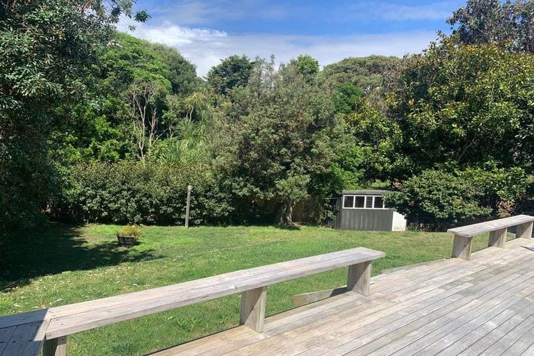 Photo of property in 38 William Street, Waikanae Beach, Waikanae, 5036