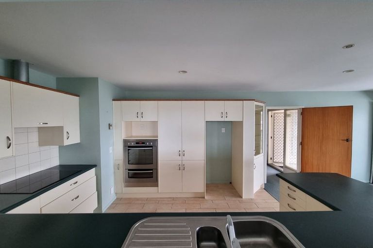 Photo of property in 1/7 Patchett Place, Cashmere, Christchurch, 8022