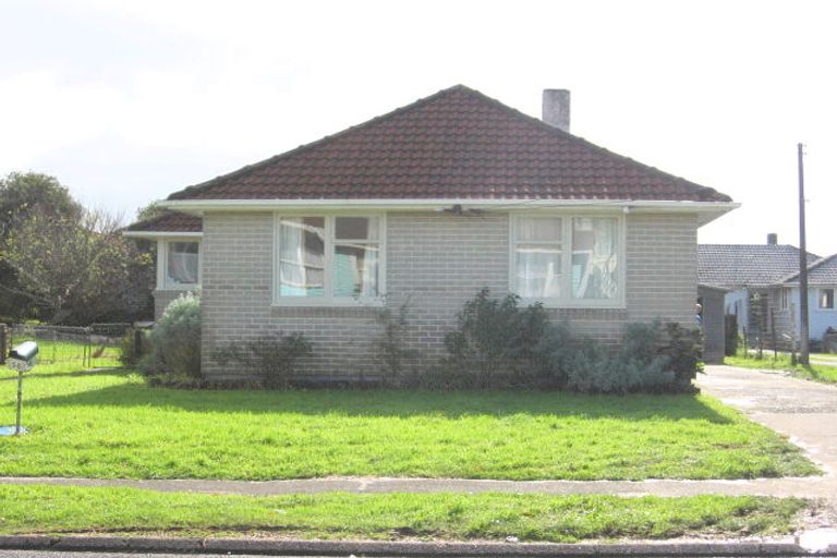 Photo of property in 56 Pearl Baker Drive, Otara, Auckland, 2023