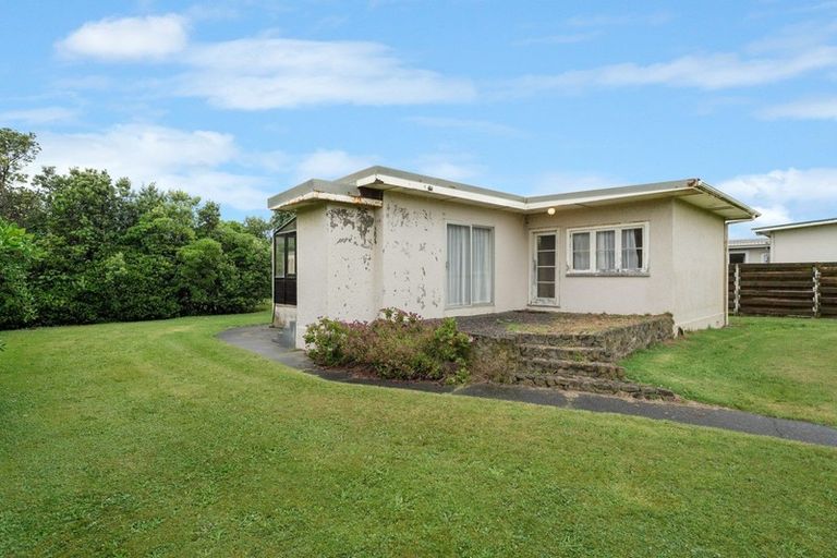 Photo of property in 70 Moana Street, Otaki Beach, Otaki, 5512