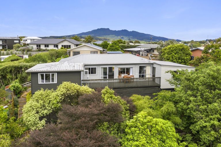 Photo of property in 24b Manukau Road, Raglan, 3225