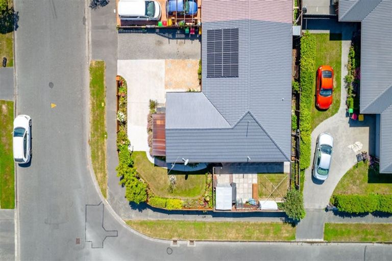 Photo of property in 2/128 Reynolds Avenue, Bishopdale, Christchurch, 8053