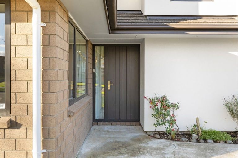 Photo of property in 9 Gibraltar Way, Fitzherbert, Palmerston North, 4410