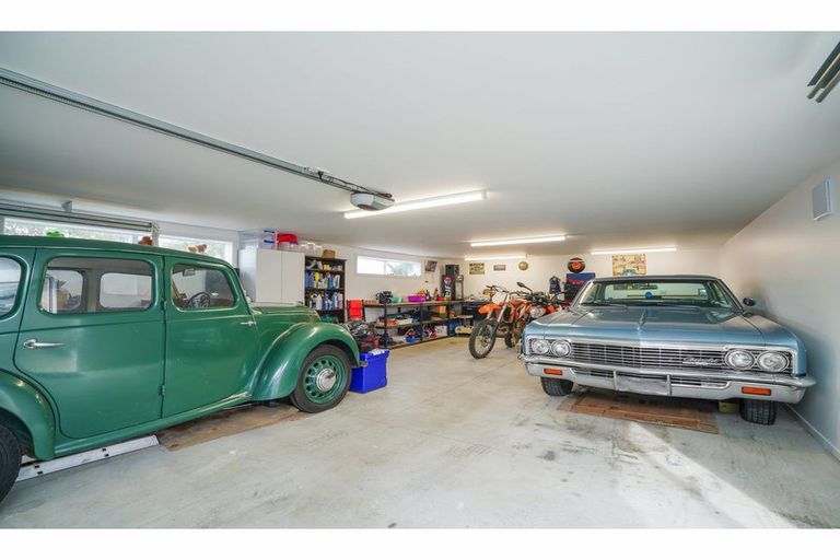 Photo of property in 66 Prospect Terrace, Newfield, Invercargill, 9812