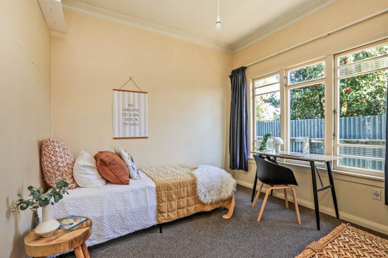 Photo of property in 99 Havelock Road, Havelock North, 4130