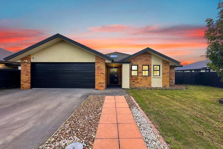 Photo of property in 76 Kaniere Avenue, Hei Hei, Christchurch, 8042