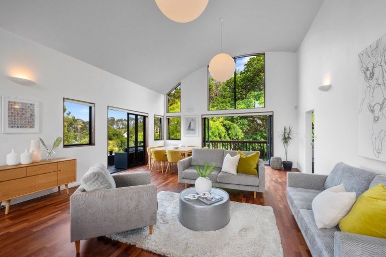 Photo of property in 60 Palmerston Road, Birkenhead, Auckland, 0626