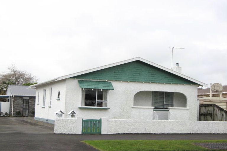Photo of property in 175 Coronation Avenue, Welbourn, New Plymouth, 4310