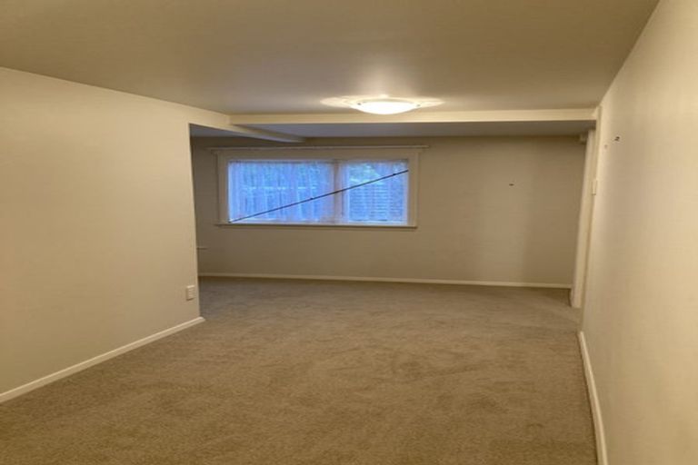 Photo of property in 63 Severn Street, Island Bay, Wellington, 6023