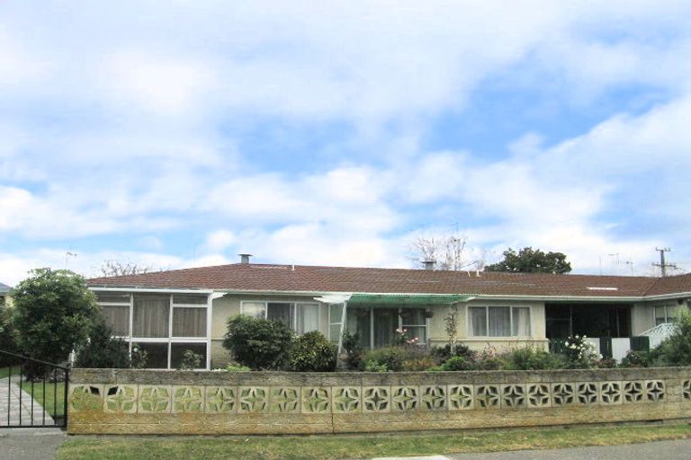 Photo of property in 52-58 Puketapu Road, Taradale, Napier, 4112