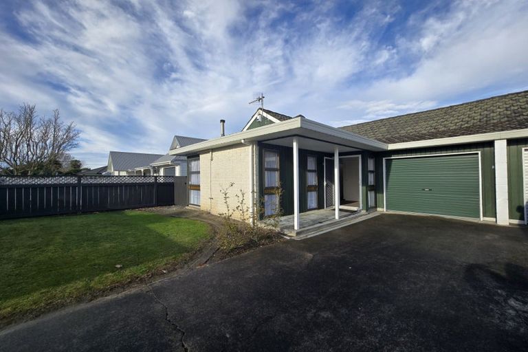 Photo of property in 14a Palm Avenue, Hokowhitu, Palmerston North, 4410