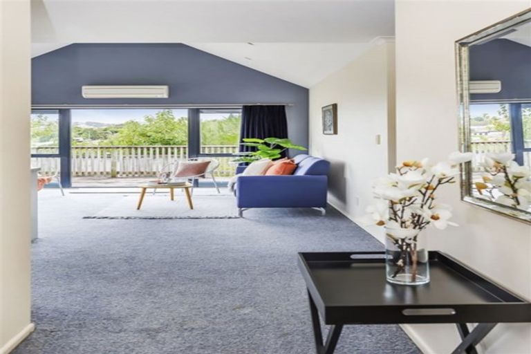 Photo of property in 43a Apple Terrace, Ranui, Porirua, 5024