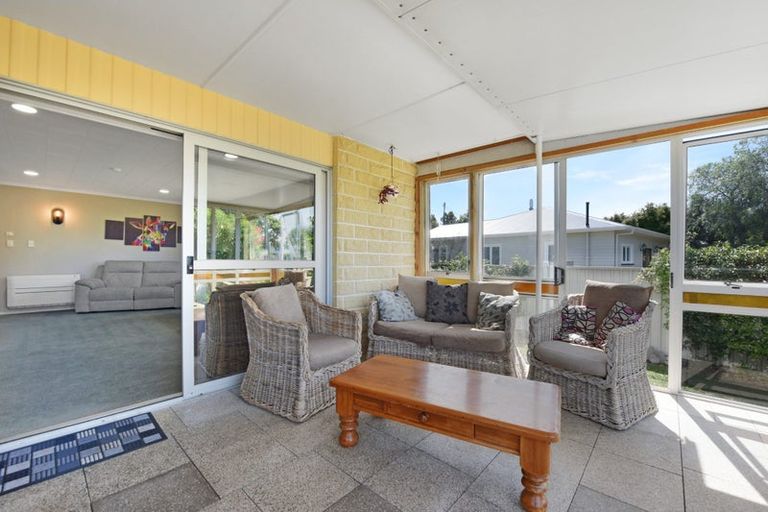 Photo of property in 48 Waimea West Road, Brightwater, 7022